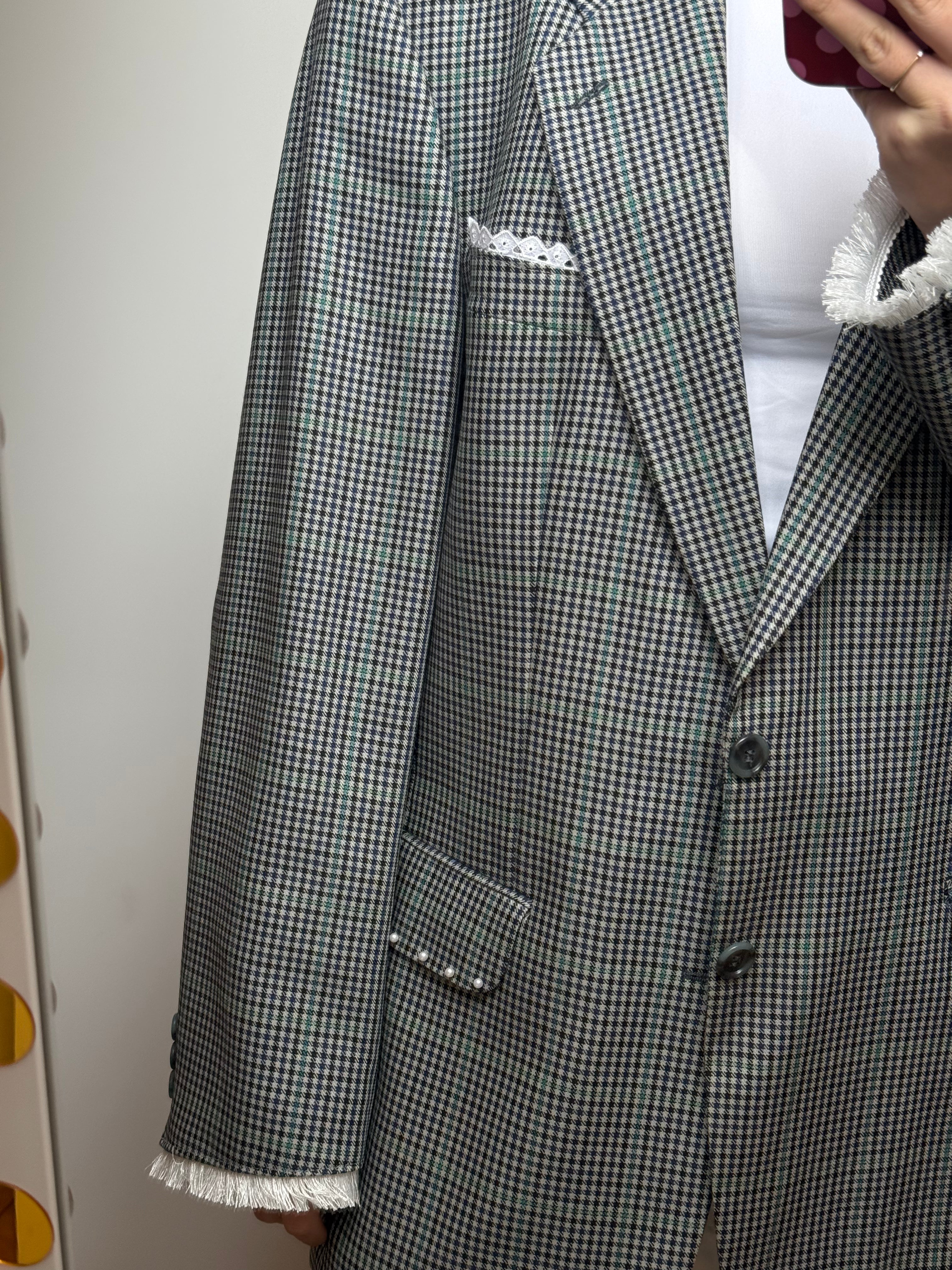 Upcycled blazer Paramaribo